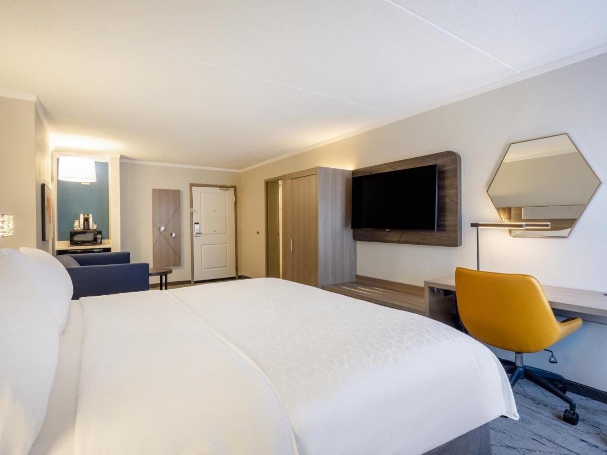 Holiday Inn Express & Suites Greensboro - I-40 Atwendover By Ihg Extérieur photo