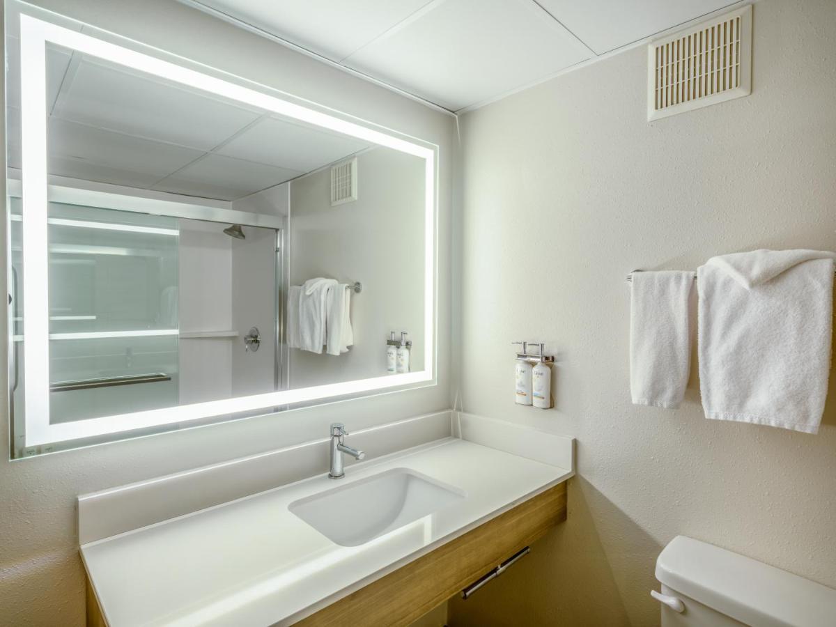 Holiday Inn Express & Suites Greensboro - I-40 Atwendover By Ihg Extérieur photo