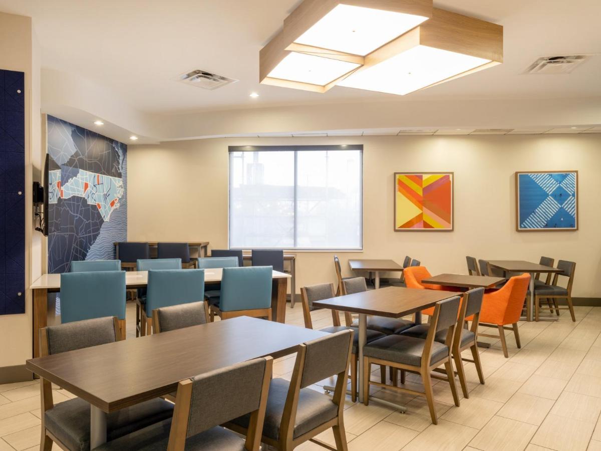 Holiday Inn Express & Suites Greensboro - I-40 Atwendover By Ihg Extérieur photo