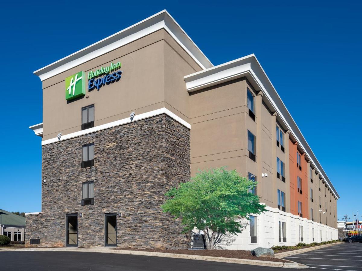 Holiday Inn Express & Suites Greensboro - I-40 Atwendover By Ihg Extérieur photo