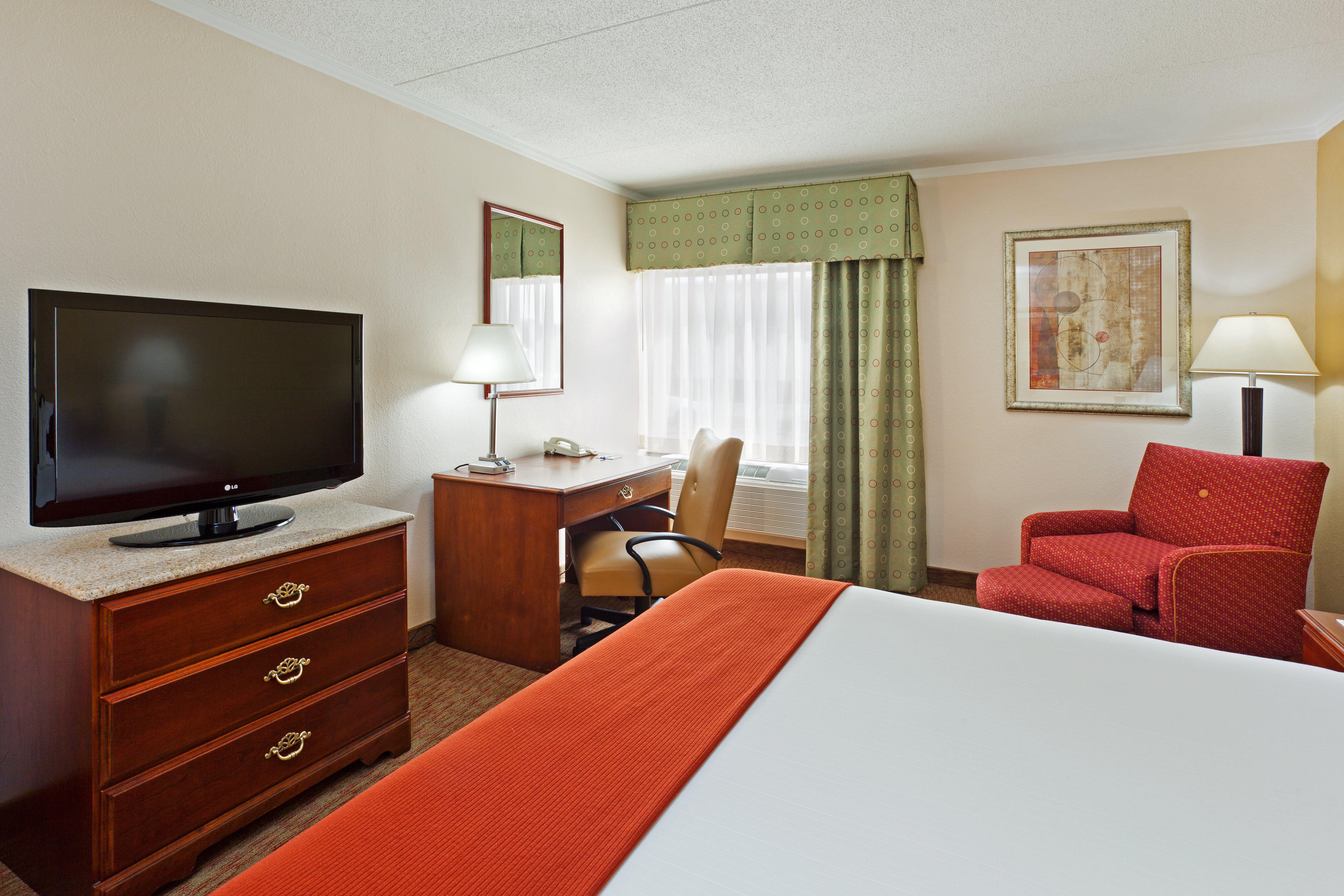 Holiday Inn Express & Suites Greensboro - I-40 Atwendover By Ihg Extérieur photo